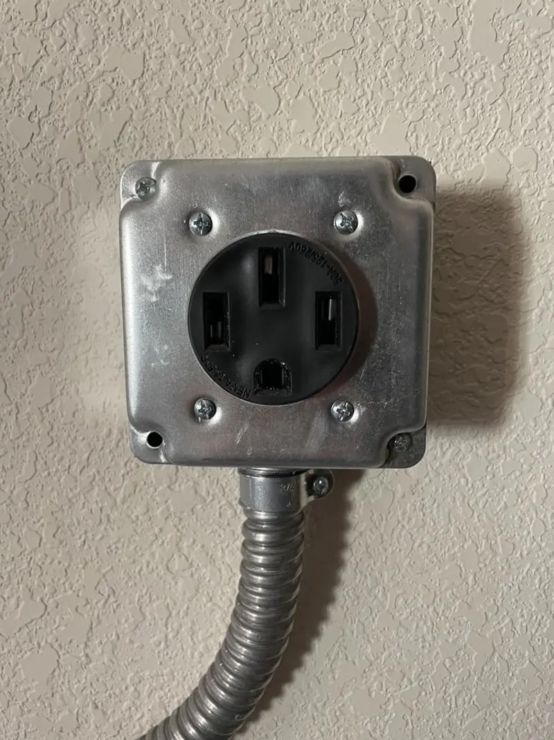NEMA 14-50 outlet installed for Smart Home Electrical in Mexico